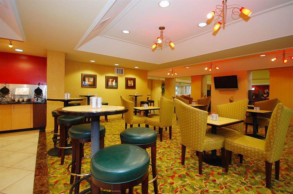 โรงแรมแคลเรียน พอร์ตแลนด์ อินเตอร์เนชั่นแนล แอร์พอร์ต ร้านอาหาร รูปภาพ